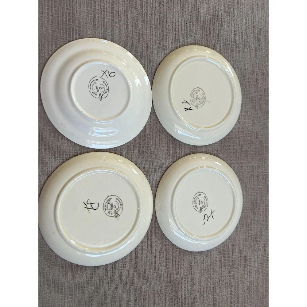 Vintage Sabin Crest-O-Gold Dessert Plates Set Of 4 Courting Couple 22K Gold